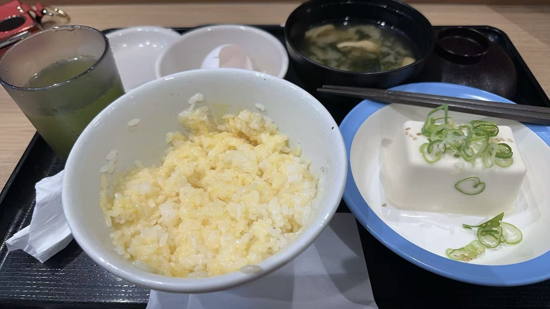 松屋蛋拌饭
