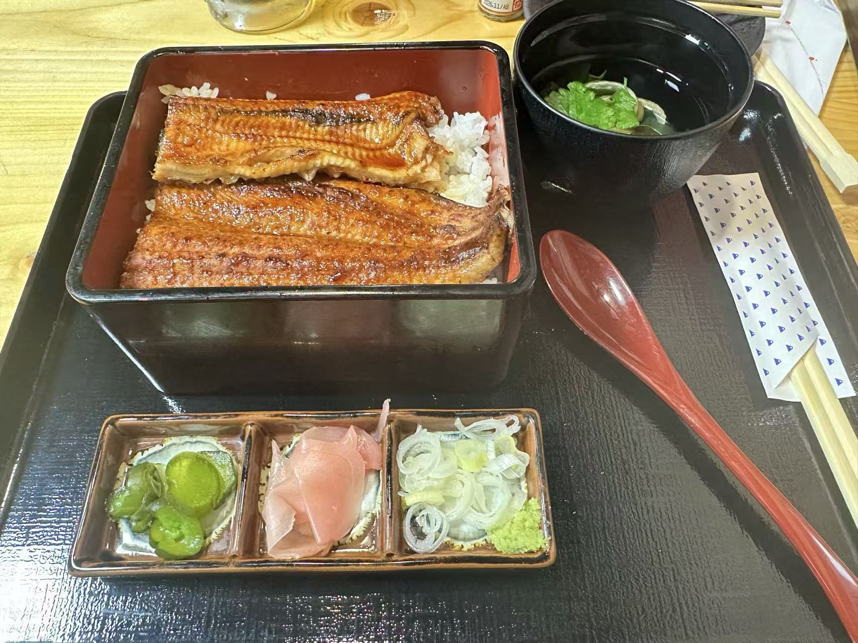 鳗鱼饭